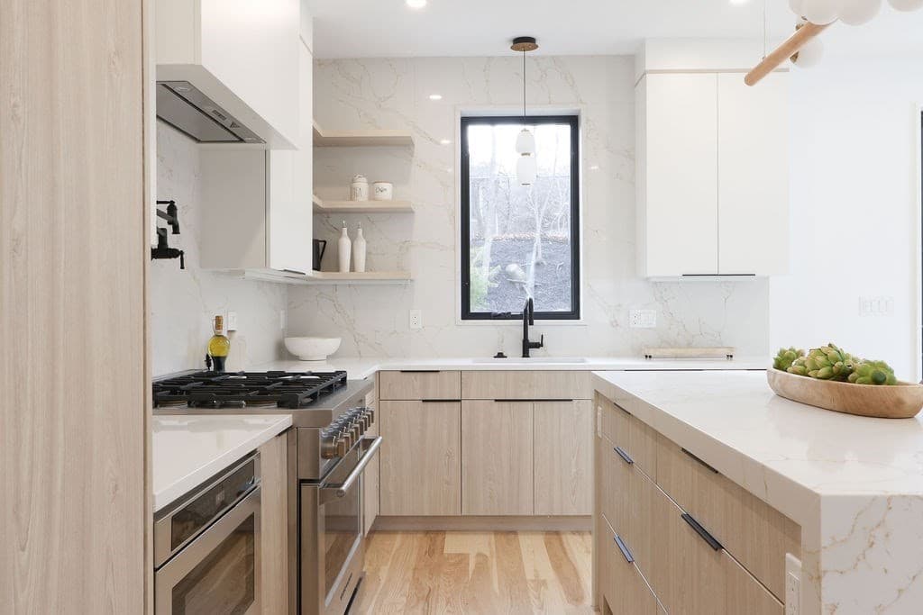 41 Nathan Rd 1, Waltham, Massachusetts 02453 - Photo 5