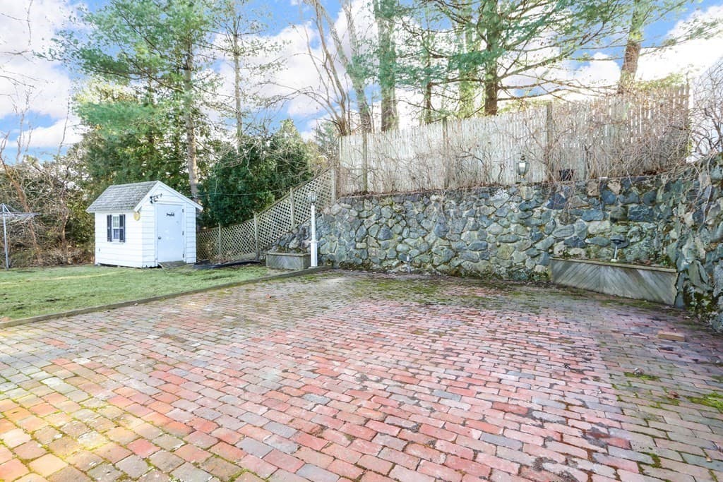 116 Elder Rd, Needham, Massachusetts 02494 - Photo 3