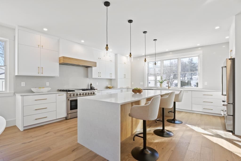 59 Temple Rd, Waltham, Massachusetts 02452 - Photo 6