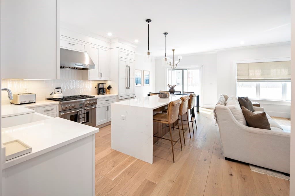 36-38 Whittemore Rd 38, Newton, Massachusetts 02458 - Photo 2