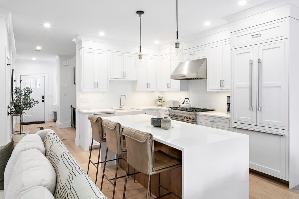 36-38 Whittemore Rd 38, Newton, Massachusetts 02458 - Photo 4