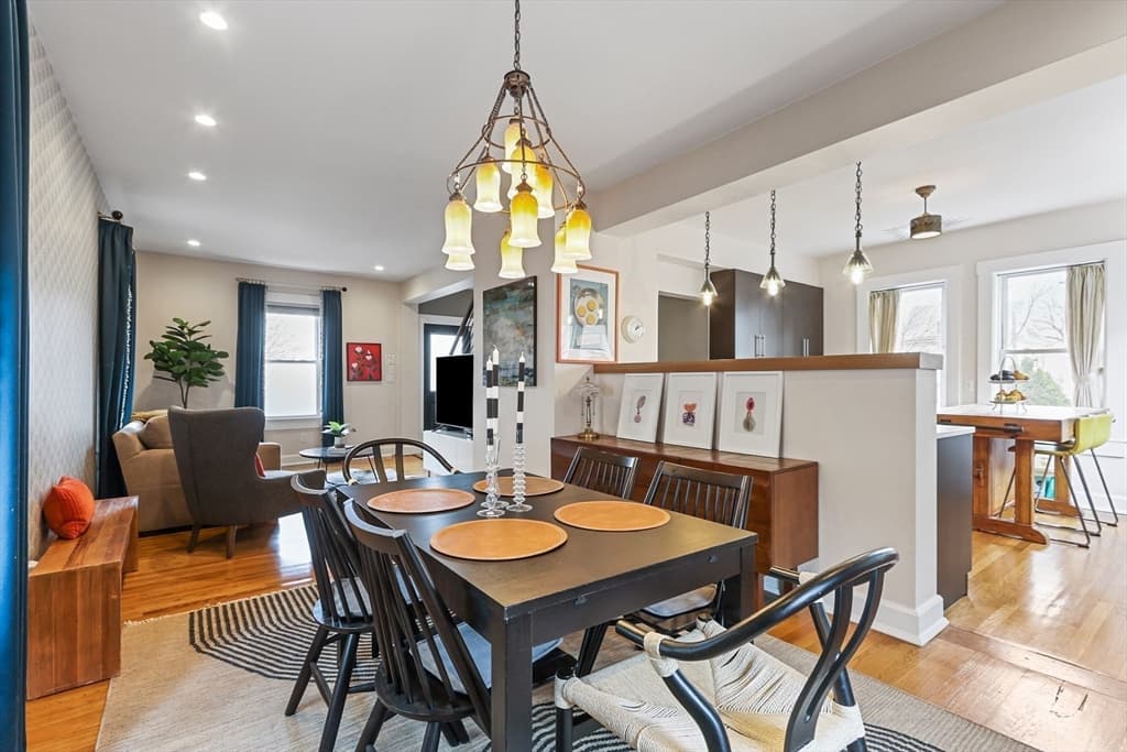 96-R Summer St, Somerville, Massachusetts 02143 - Photo 2