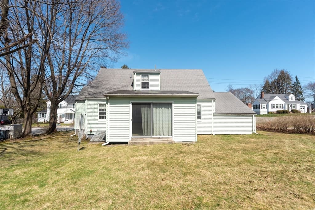 231 Beal Road, Waltham, Massachusetts 02453 - Photo 3