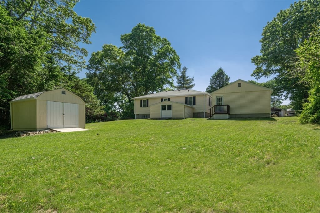 95 Oak St, Holliston, Massachusetts 01746 - Photo 3