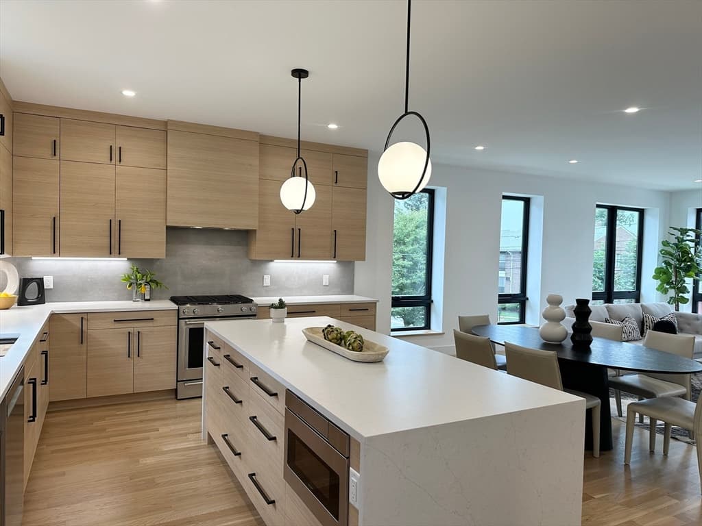 3 School Ave 2, Waltham, Massachusetts 02453 - Photo 3