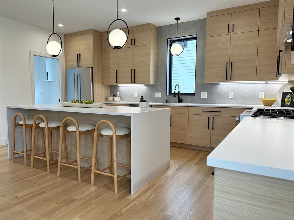 3 School Ave 2, Waltham, Massachusetts 02453 - Photo 5