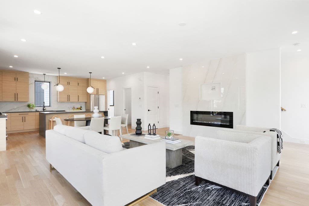 3 School Ave A, Waltham, Massachusetts 02453 - Photo 3