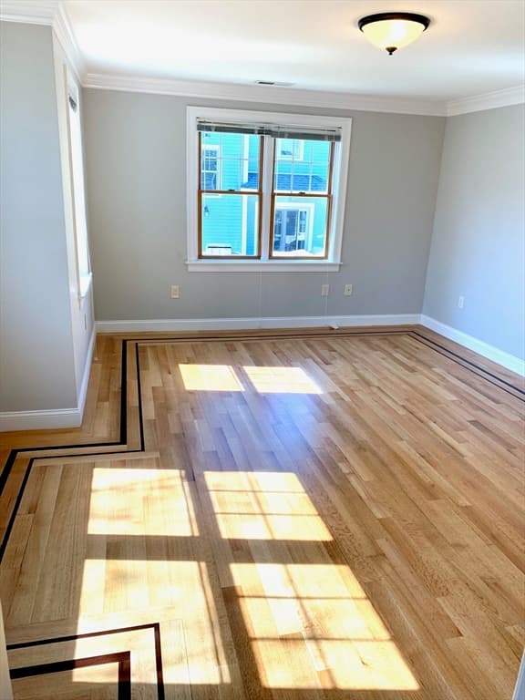 9 Wilton Rd 1, Newton, Massachusetts - Photo 6