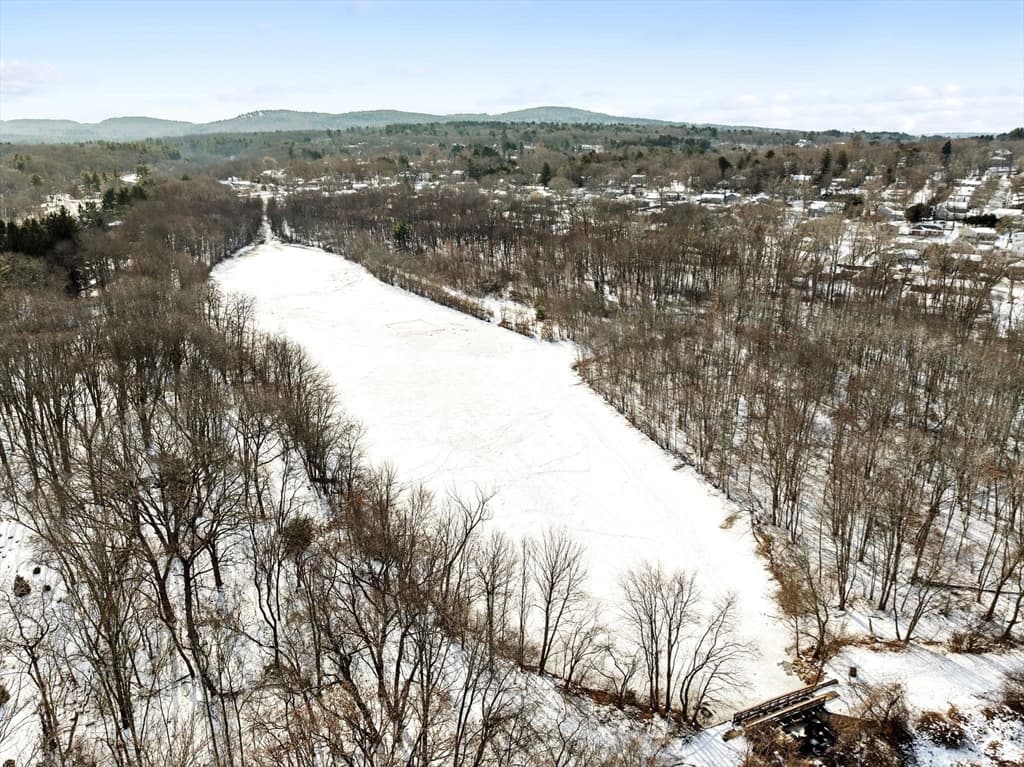 485 Blue Hills Parkway 32, Milton, Massachusetts 02186 - Photo 3