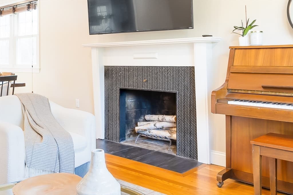 65 Apple D Or Rd, Framingham, Massachusetts 01701 - Photo 5