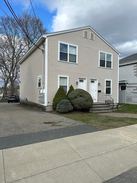 50 Oak Street 50, Waltham, Massachusetts - Photo 2