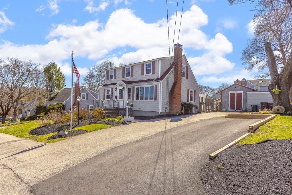 45 Doris Dr, Weymouth, Massachusetts 02191 - Photo 2