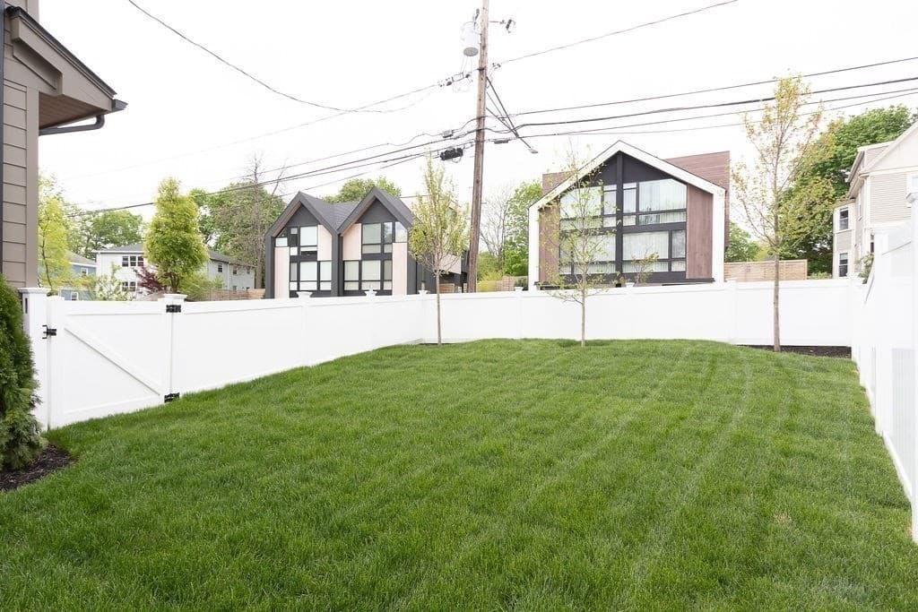 354 Linwood Ave 1, Newton, Massachusetts 02460 - Photo 4