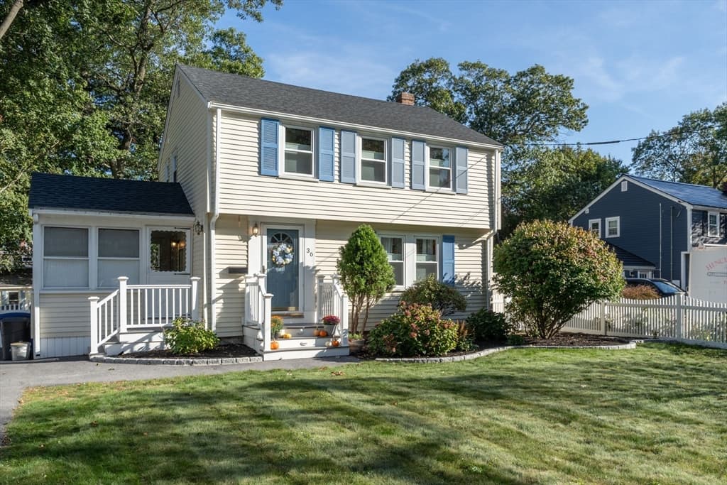 36 Forest St, Stoneham, Massachusetts 02180 - Photo 3