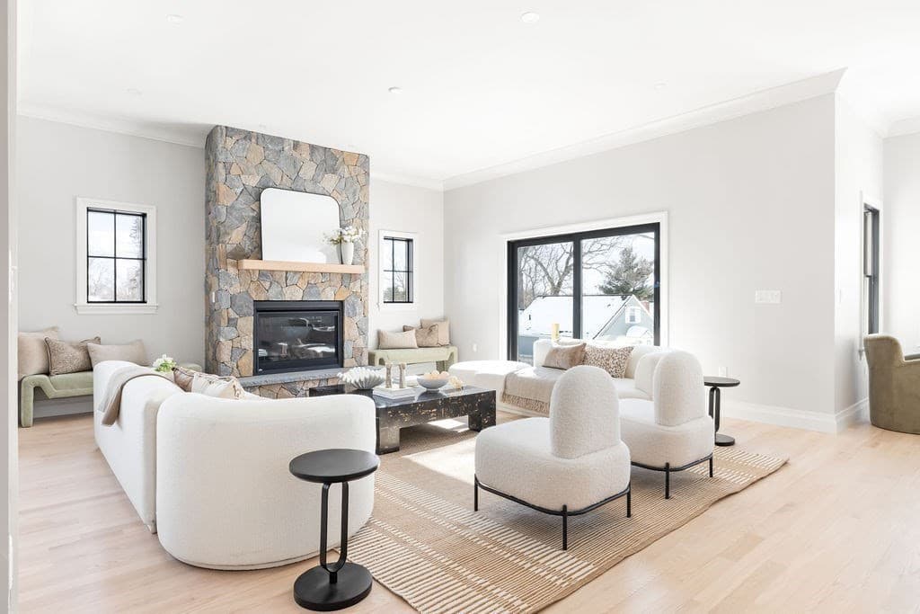 105 Adams Avenue, Newton, Massachusetts - Photo 6