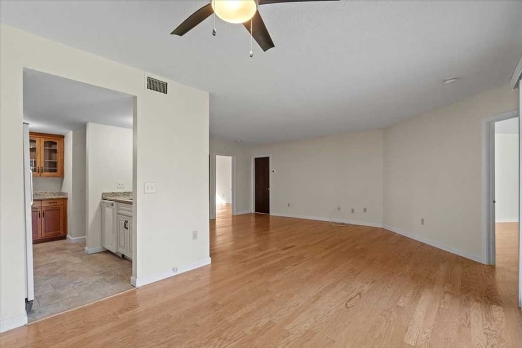 241 Trailside Way 241, Ashland, Massachusetts - Photo 6