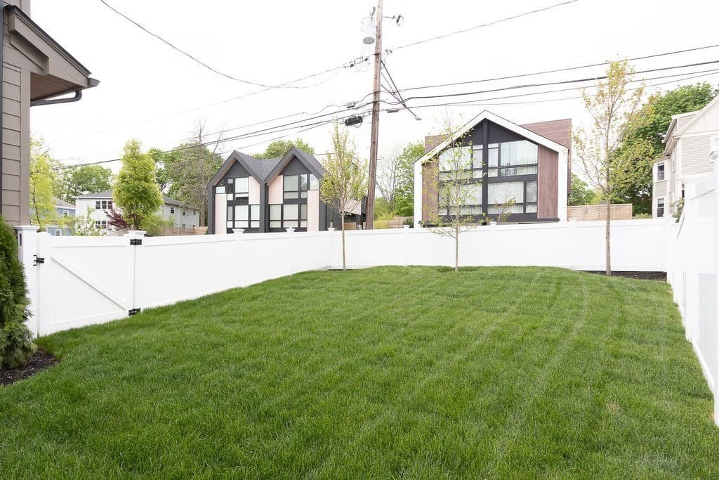 356 Linwood Ave 1, Newton, Massachusetts - Photo 4