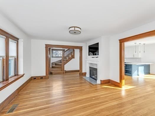 59 Crest Street, Boston, Massachusetts — 4 bed, 3 bath Residential - Photo 5