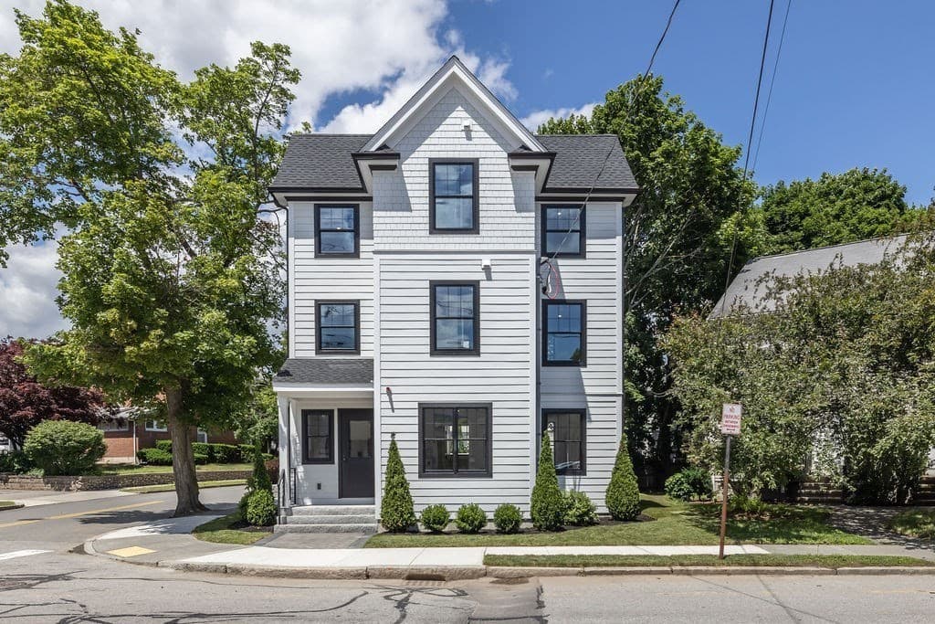43 Crafts Street, Newton, Massachusetts — 3 bed, 4 bath Residential Income - Photo 1