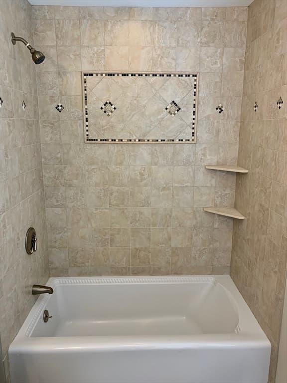 9 Wilton Rd 1, Newton, Massachusetts 02460 — 3 bed, 3 bath Residential Lease - Photo 6