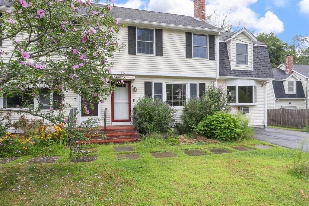 4 Ivy Circle 4, Norwood, Massachusetts